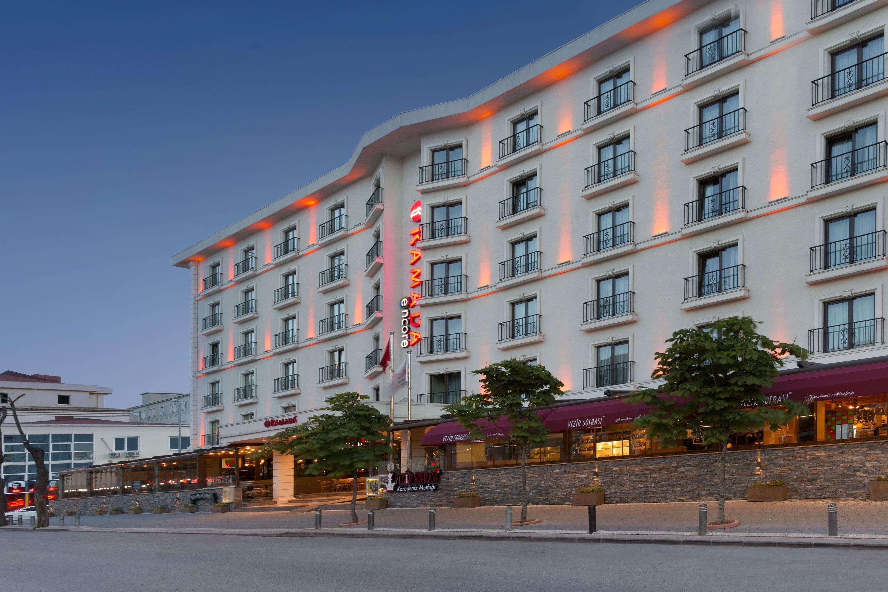 Ramada By Wyndham Istanbul Florya Hotell Eksteriør bilde